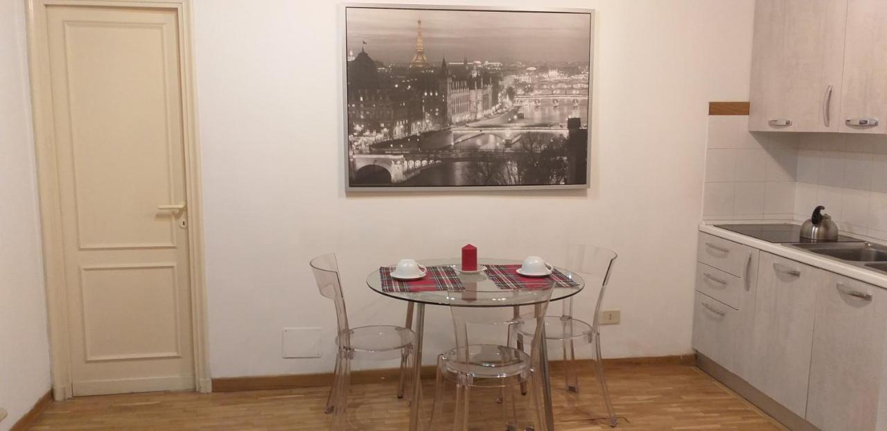 רומא Cozy Navona Apartment מראה חיצוני תמונה