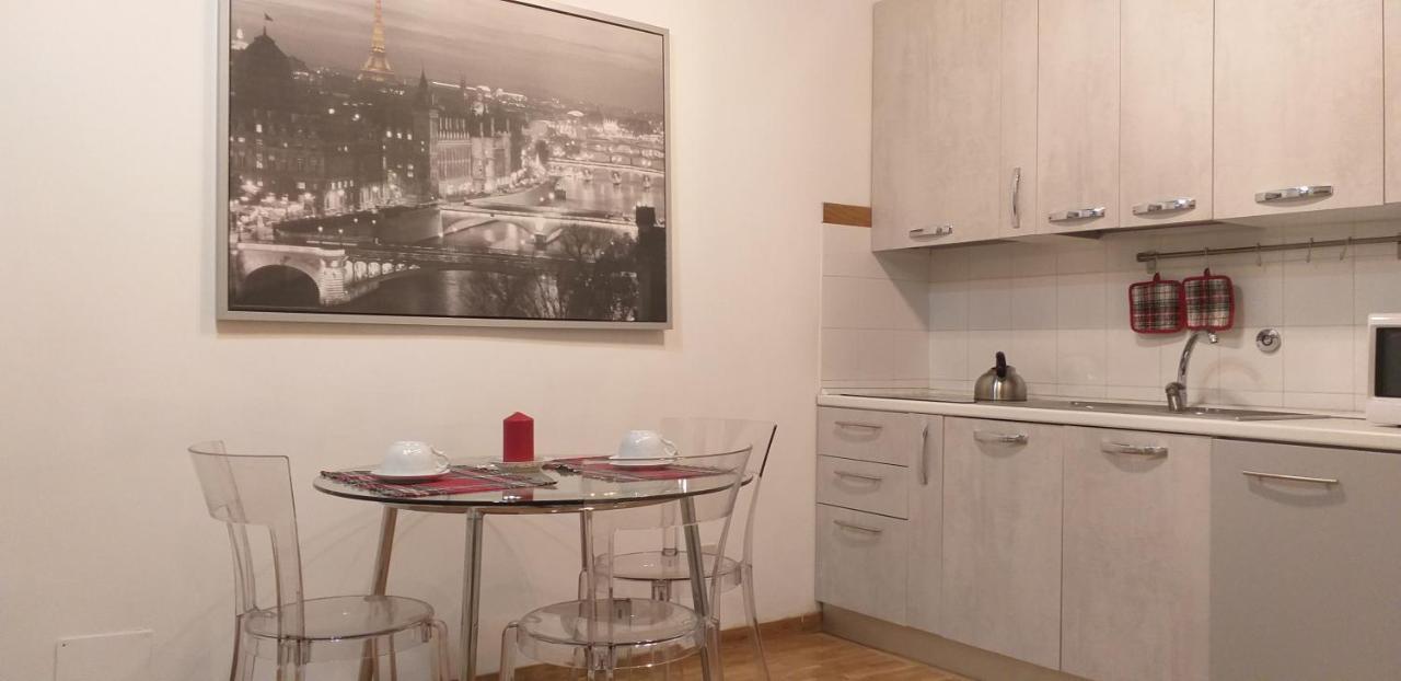 רומא Cozy Navona Apartment מראה חיצוני תמונה